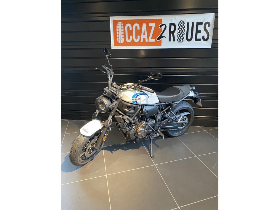YAMAHA XSR 700 ABS